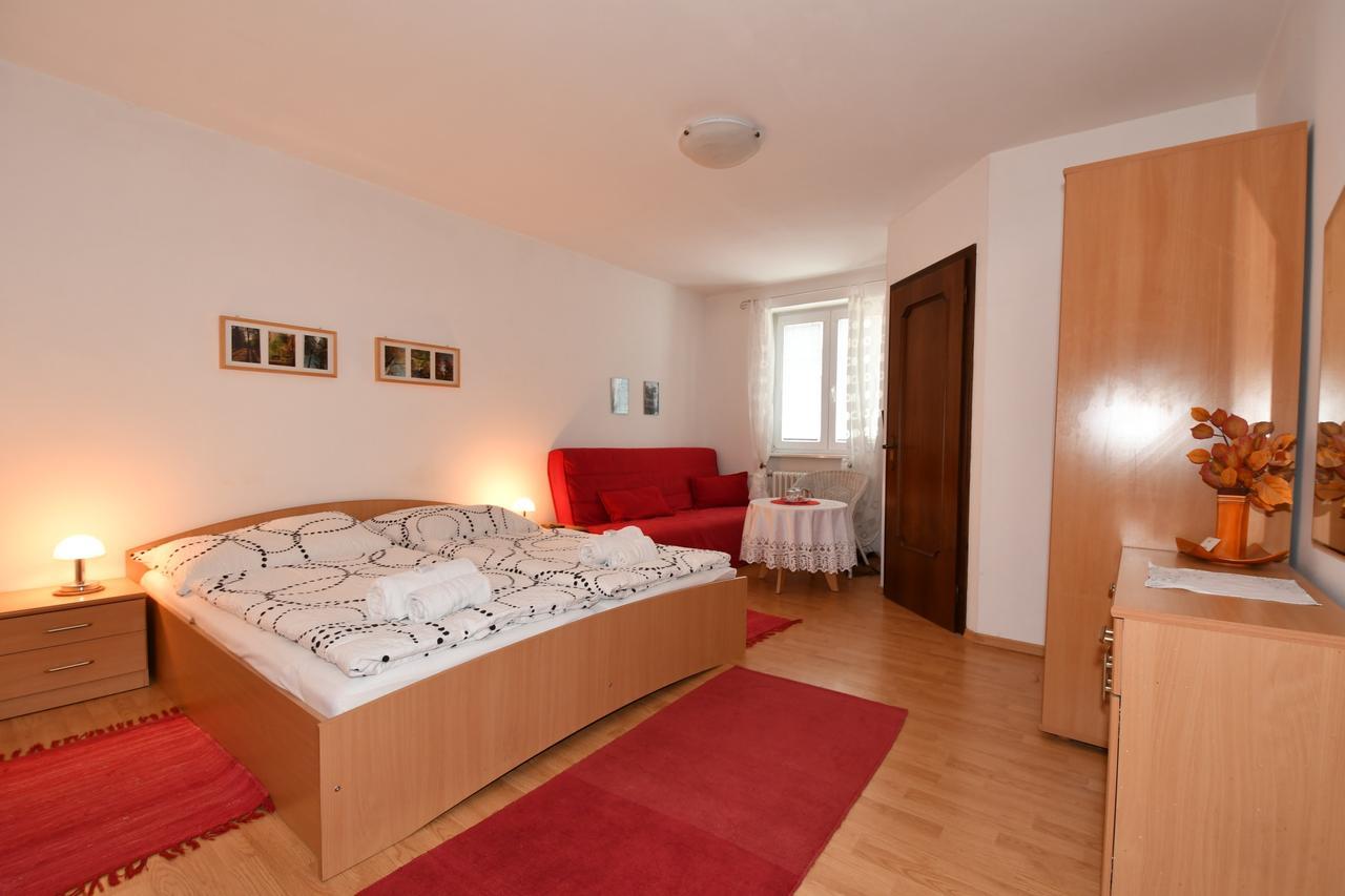 Apartamento Slnecny Dvor Vel'ka Lomnica Exterior foto